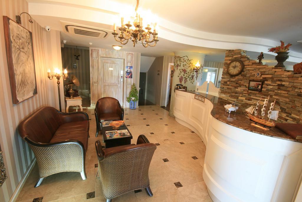 Trilyali Butik Hotel Tirilye Extérieur photo